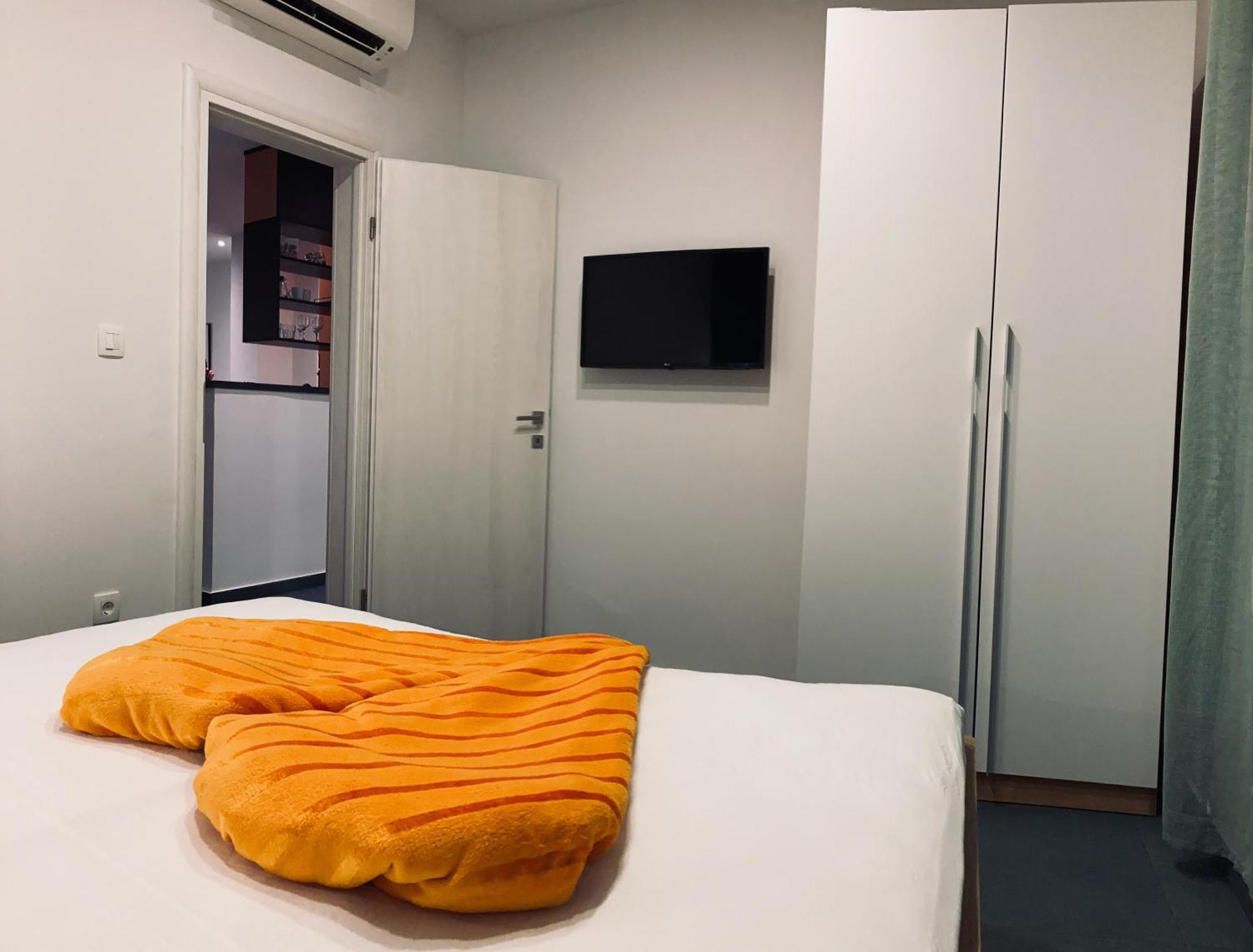 Apartment Tomic Krk Krk Town Exteriör bild